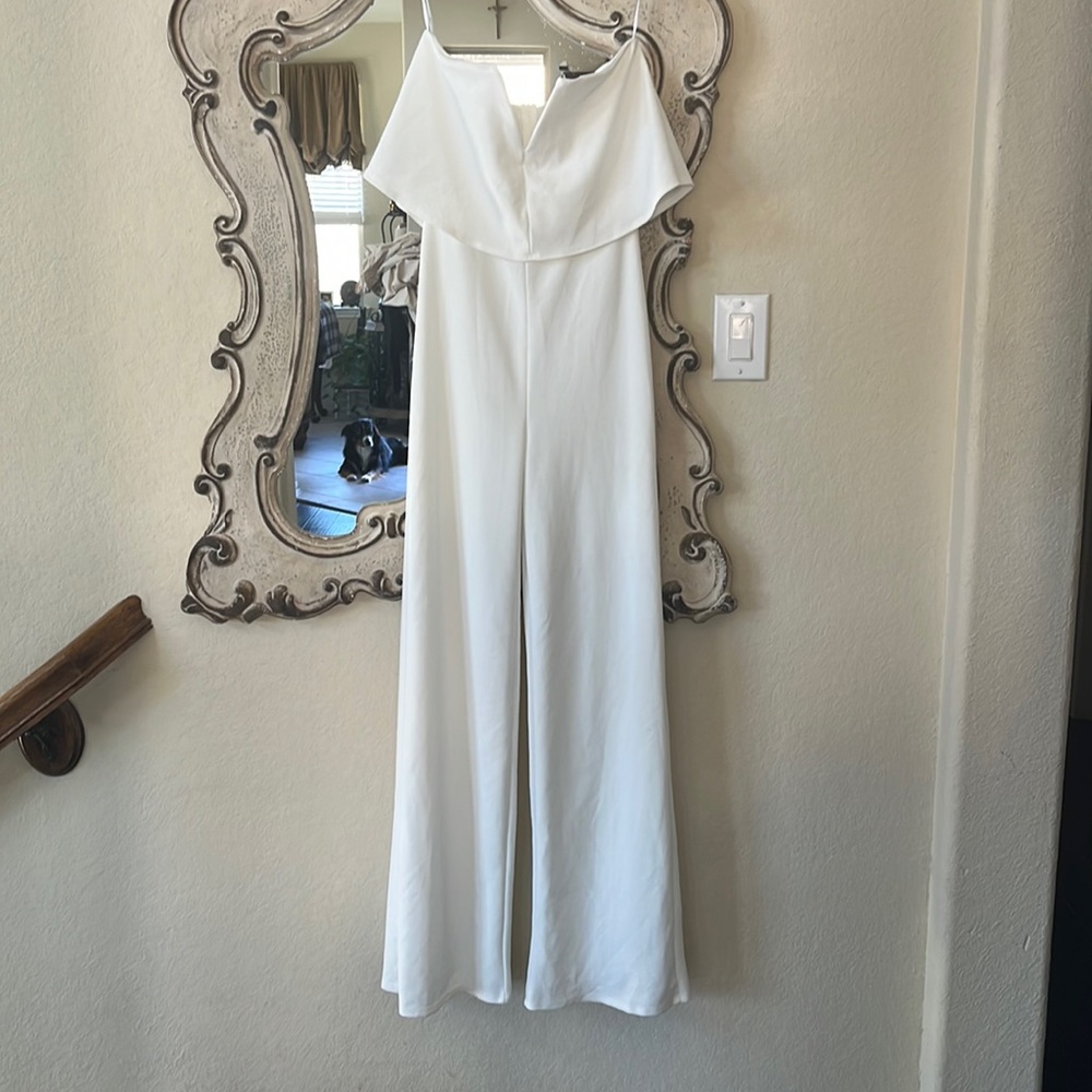 Lulu's Power of Love strapless jumpsuit. Ladies size small.